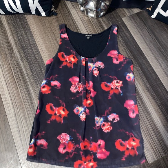 Express Black and Red Tank Top Floral Style - Picture 6 of 9